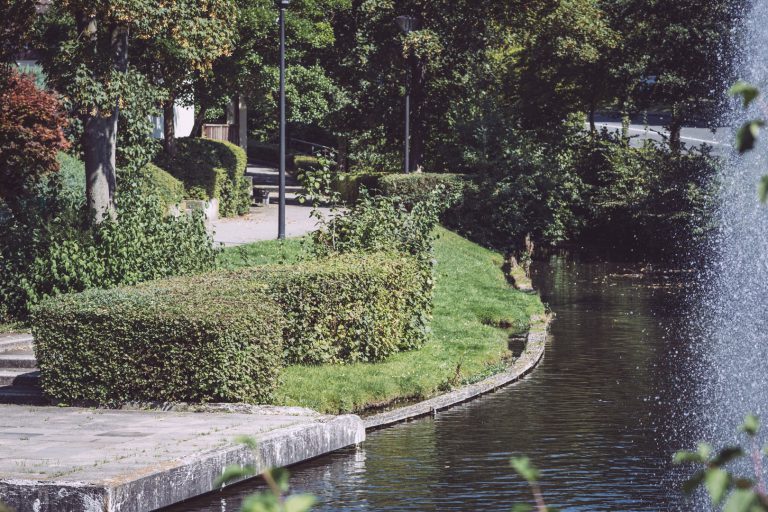 Flusspromenade in Bremen (Ense, Nordrhein-Westfalen)