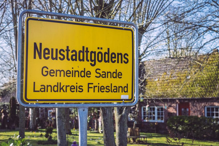 Ortsschild von Neustadtgödens (Sande, Niedersachsen)