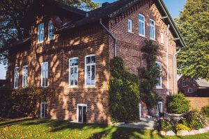 Mehr über den Artikel erfahren Düring